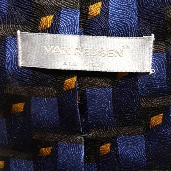 Van Heusen Blue Checkered 100% Silk Tie 58 x 4 - Picture 3 of 6